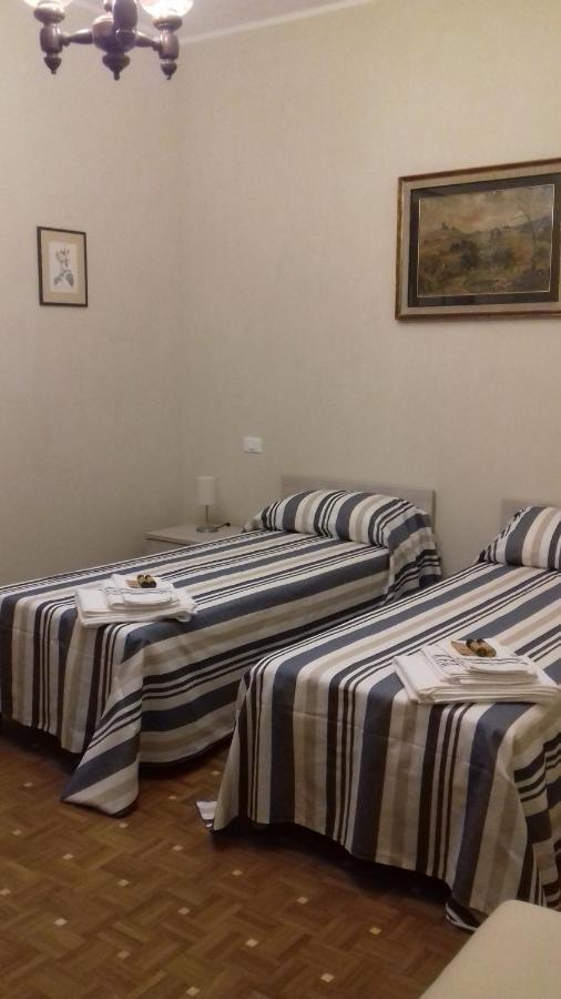 Locanda Cavallo Bianco - Affittacamere Robella エクステリア 写真